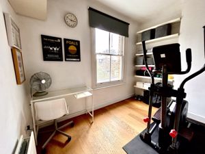 Bedroom- click for photo gallery